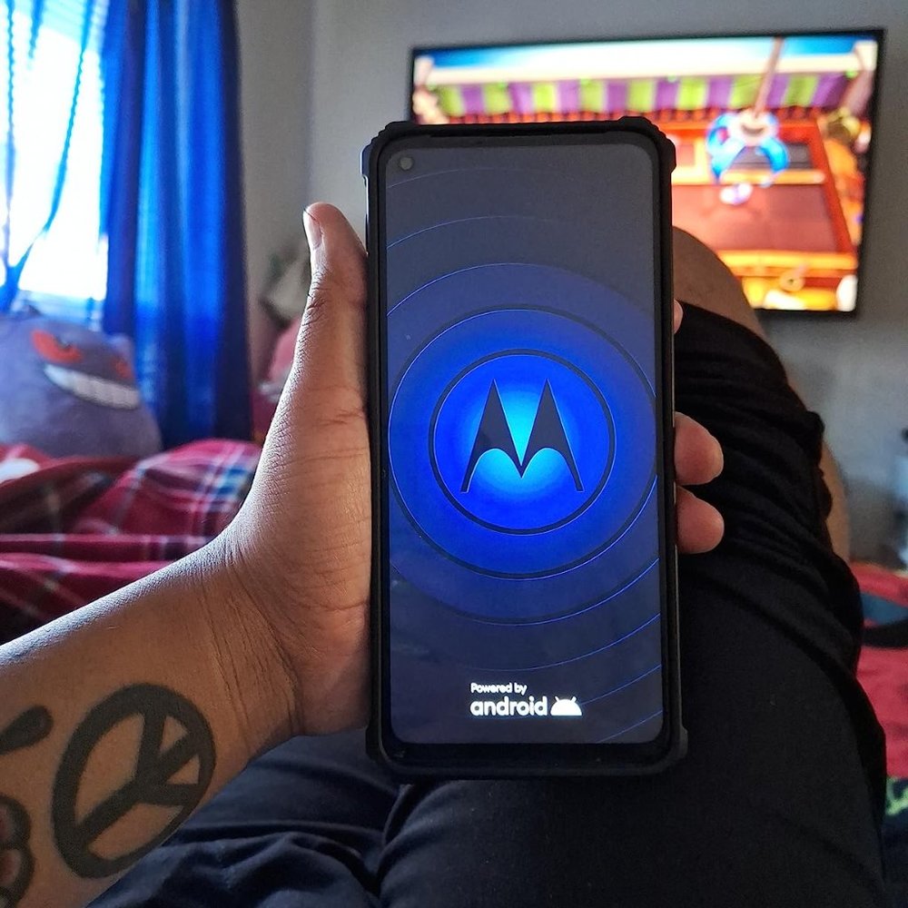 Stylus 5G | 2021 | 2-Day Battery | Unlocked | Made for US 4/128GB | 48MP Camer - Picture 1 of 2